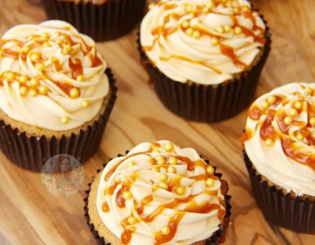 Decorative sprinkles - Salted caramel pearls