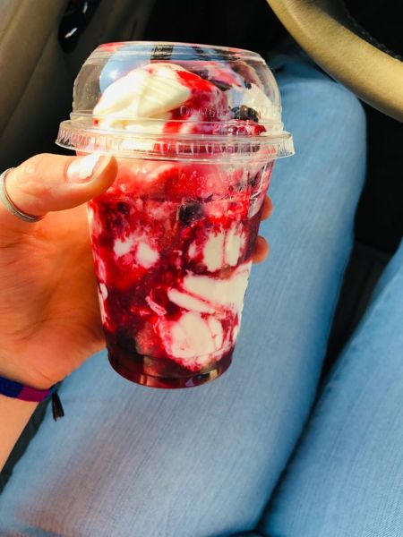 Topping, dip forest fruit